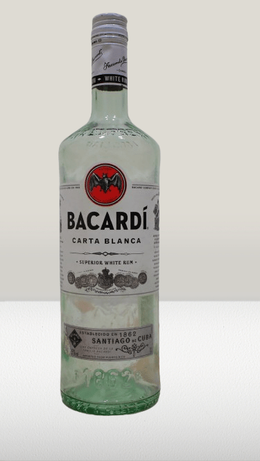 (Bacardi) খালি বোতল পানি পান করার জন্য স্টাইলের কাঁচের বোতল ১০০০ মিলি
