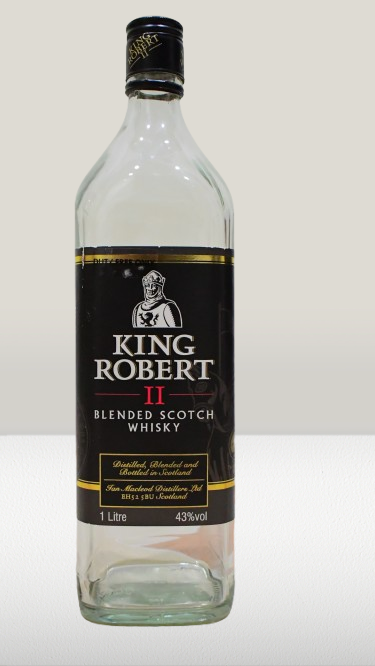 উচ্চ মানের স্টাইলিশ বোতল ১০০০ মিলি (King Robert Whisky)